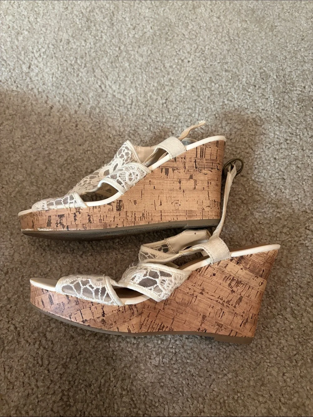 Cream/White Lace Wedge Sandals